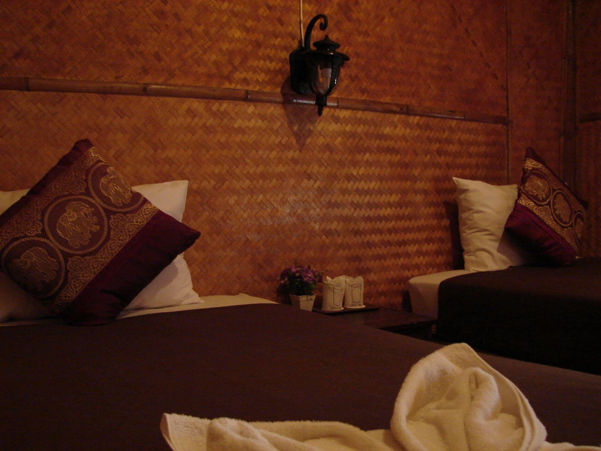 Phi Phi Twin Palms Bungalow Ngoại thất bức ảnh